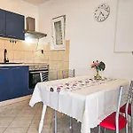 Slavica-2 By Interhome טרוגיר
