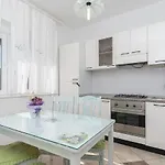 דירה Slavica-2 By Interhome *